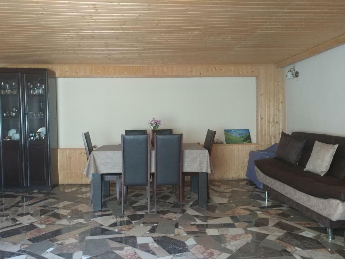 Lali'S Guest House In Juta Kültér fotó